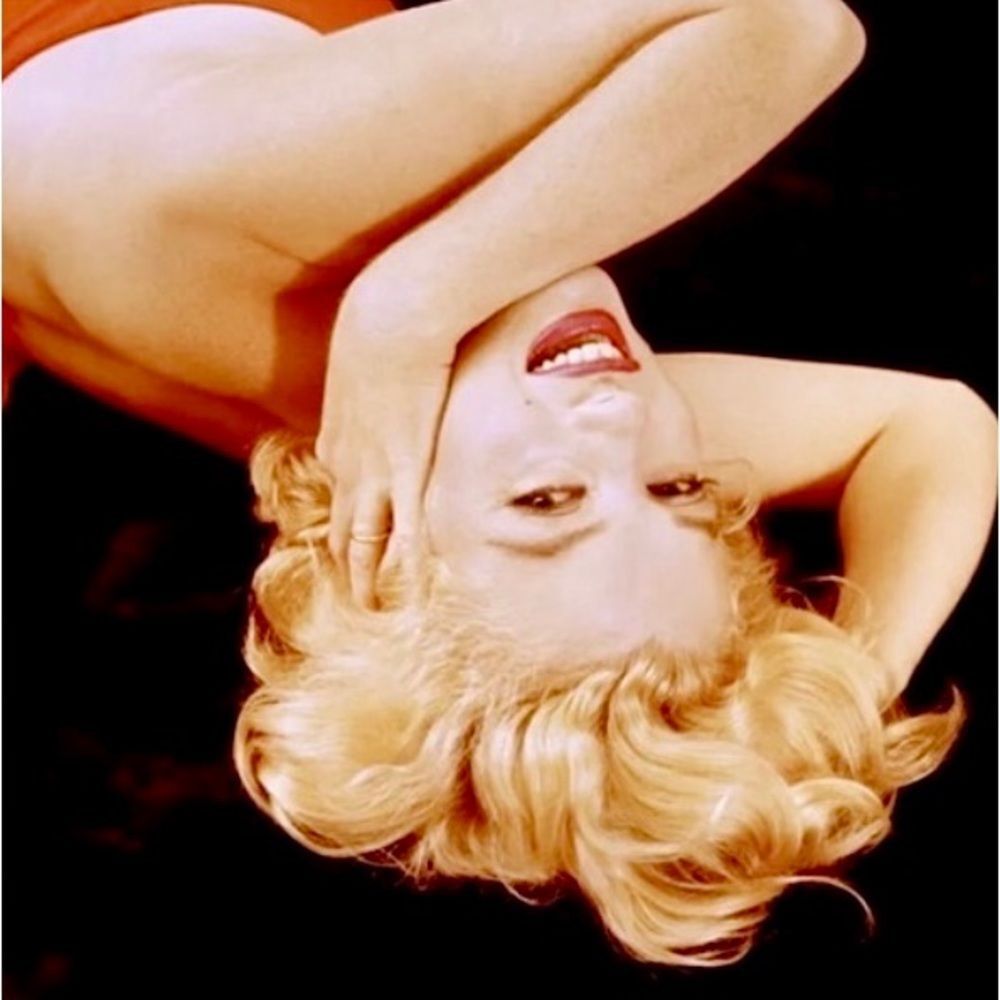 Marilyn Monroe RARE up close & PERSONAL print picture collection b&w photo - Picture 4 of 8